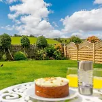 1 Bed In Harrogate Oc-88618 بيت للعطل جسر باتيلي
