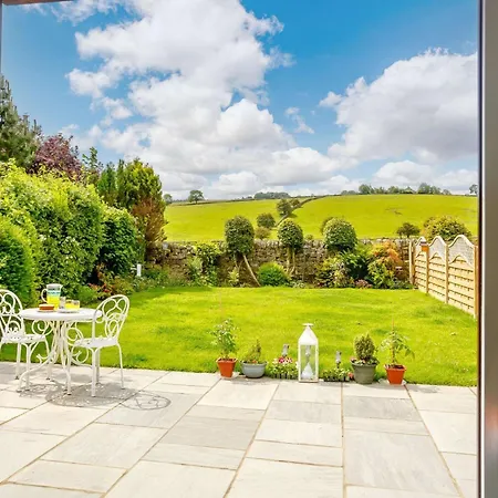 1 Bed In Harrogate Oc-88618 Tatil Evi